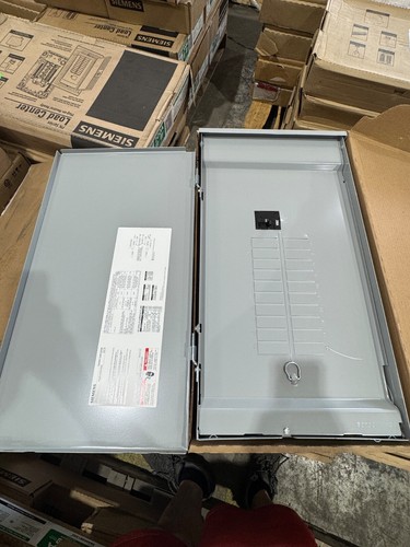 Siemens 200 amp main - 200,